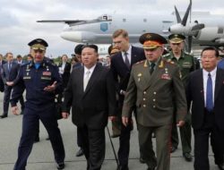 Menhan Rusia Pamerkan Rudal Hipersonik ‘Kinzhal’ Pada Kim Jong Un