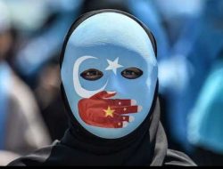 China Paksa Ratusan Napi Uighur Kerja di Ladang 14 Jam Sehari