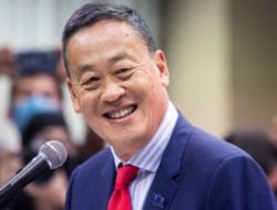 Tingkatkan Daya Beli, PM Thailand Bagi-bagi Uang Insentif Rp.4 Juta Per Orang