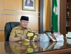 Sosok Sederhana Nan Bersahaja Rohidin Mersyah, Gubernur Bengkulu Yang Hobi Menulis