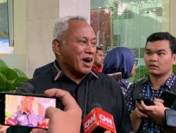 Komarudin Watubun: Bobby Mau Dukung Gibran Tapi Tak Ingin Keluar PDIP