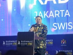 Rapimnas Kadin, Menko Airlangga Minta Sektor Industri Ikut Kurangi Kemiskinan