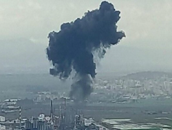 Ledakan Terjadi di Kilang Minyak Terbesar Israel di Teluk Haifa, Kena Rudal?