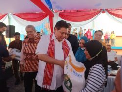 Menko Airlangga: 354.574 Warga Kalbar Yang Kurang Mampu Bakal Terima Bantuan CBP Selama 6 Bulan