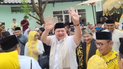 Menko Airlangga Disambut Lantunan Shalawat Ratusan Santri di Nagreg, Kabupaten Bandung