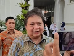 Menko Airlangga Bantah Isu Ada 15 Menteri di Pemerintahan Jokowi Bakal Mundur