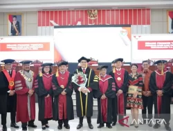Selamat! Dave Laksono Raih Gelar Doktor Ilmu Pertahanan Dari Unhan