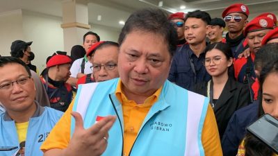 Menko Airlangga Bantah Politisasi Bansos: Seluruh Anggaran Ada di Bu Risma!