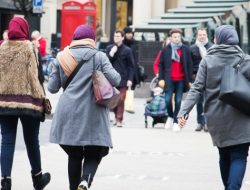 Pasca Agresi Israel ke Palestina, Muslimah Jadi Korban Meningkatnya Islamofobia di Inggris