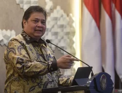 Menko Airlangga Targetkan 200 Ribu Mobil Listrik Terjual di Indonesia Per Tahun