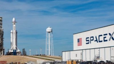 SpaceX Bangun Ratusan Satelit Mata-mata Untuk Intelijen AS