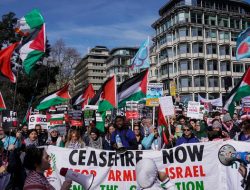Ribuan Warga London Gelar Aksi Solidaritas Dukung Palestina