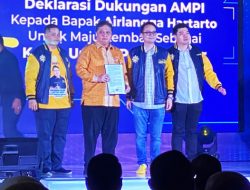 Airlangga Hartarto Dianugerahi Gelar ‘Ksatria Aswata Jaya’ Oleh AMPI