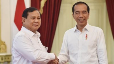 Sikap Kenegarawanan Jokowi dan Prabowo Patut Diteladani Para Elite Parpol