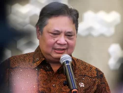 MK Tegaskan Menko Airlangga Tak Langgar Aturan Bagi-bagi Bansos Selama Masa Kampanye