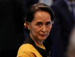 Aung San Suu Kyi Dipindahkan Dari Penjara ke Tahanan Rumah