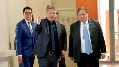 Menko Airlangga Ungkap Pertumbuhan Ekonomi RI Yang Luar Biasa ke Wakil Kanselir Jerman Robert Habeck