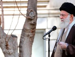 Ayatollah Ali Khamenei Umumkan Iran Berkabung 5 Hari, Tunjuk Mohammad Mokhber Jadi Presiden