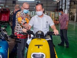 Terobosan Inovatif Menperin Agus Gumiwang Sukses Dongkrak Penjualan Motor Listrik