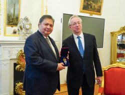 Menko Airlangga Bertemu Deputy CEO Rosatom, Bahas Kerjasama Pengembangan Energi Nuklir di Indonesia