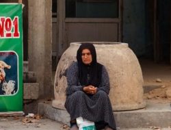 Meski Negara Muslim, Parlemen Tajikistan Larang Hijab dan Perayaan Idul Fitri-Idul Adha