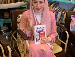 Legislator PDIP, Rieke Diah Pitaloka Kenang Momen Jadi Mualaf di Usia 24 Tahun