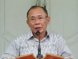 Viral! Video Bupati Halmahera Utara, Frans Manery Bawa Parang Bubarkan Aksi Demo