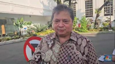 Menko Airlangga Minta Investor Saham Tak Perlu Wait And See: Gaspol Saja!
