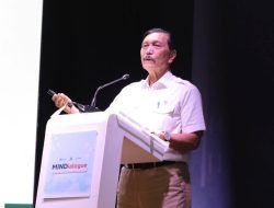 Menko Luhut Beri Sinyal Harga BBM Non Subsidi Bakal Naik