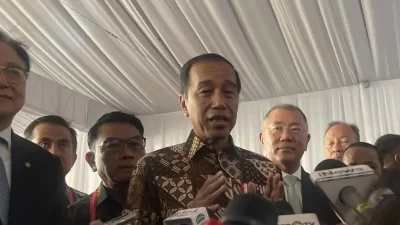 Menkominfo Didesak Mundur, Jokowi Janji Evaluasi Posisi Budi Arie Setiadi