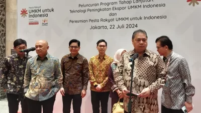 Menko Airlangga Ingin Pengembangan Bioavtur Digarap Pelaku UMKM