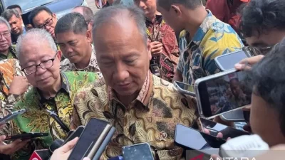 Menperin Agus Gumiwang Minta Produsen Otomotif Tahan Kenaikan Harga
