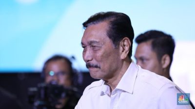 Menko Luhut Undang Lembaga Terkemuka Bangun Pusat Riset Baterai Kendaraan Listrik di Morowali