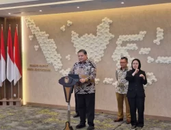 Menko Airlangga Soal IHSG Anjlok Hingga 4 Persen: Investor Tak Khawatir
