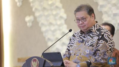 Menko Airlangga Bantah Daya Beli Masyarakat Anjlok: Kontribusinya Masih Dominan, 54,3% Dari PDB