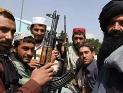 Taliban Pecat Ratusan Polisi Tak Punya Jenggot