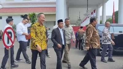 Tragedi Mundurnya Airlangga Hartarto dan Benturan Antar Fraksi di Internal Partai Golkar