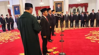 Sosok Rosan Roeslani, Pengusaha dan Eks Dubes Yang Ditunjuk Jadi Menteri Investasi