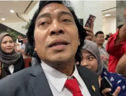 Komeng Soal Diisukan jadi Ketua DPD RI: Kalau Saya Yang Pimpin Gedung Ini Roboh!
