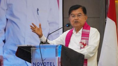 Jusuf Kalla: Kurikulum Merdeka Belajar Tak Cocok Diterapkan Secara Nasional