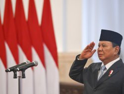 Prabowo Ingatkan Para Menteri: Kurangi Kegiatan Seremonial dan Dinas ke Luar Negeri