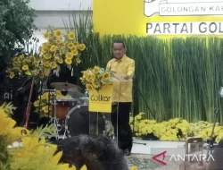 Bahlil Lahadalia: Ada Peran Aburizal Bakrie Partai Golkar Dapat Jatah 8 Kursi Menteri