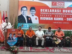 Partai Buruh Deklarasikan Dukungan Untuk Ridwan Kamil-Suswono di Pilgub Jakarta