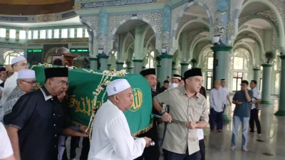 Eks Bupati Tangerang 2003-2013, Ismet Iskandar Meninggal Dunia