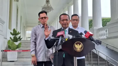 Menteri Bahlil Lahadalia Ancam Kontraktor Alihkan Izin Usaha Jika Tak Kunjung Produksi