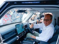 Menperin Agus Gumiwang Lepas Ekspor Mobil RI Ke Vietnam Senilai Rp. 11,46 Miliar