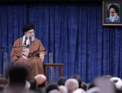 Pemimpin Tertinggi Iran Ali Khamenei Tuding AS-Israel Dalang Penggulingan Bashar Al-Assad