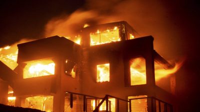 Hari Ke-6 Kebakaran Dahsyat Los Angeles, Api Belum Padam Lalap 12.300 Bangunan