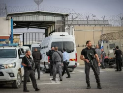 Bebas! 1.977 Tahanan Palestina Bakal Ditukar 33 Warga Israel Yang Disandera Hamas