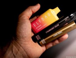 Warga Malaysia Kecanduan Vape, Petugas Bea Cukai Disuap Hingga Rp. 720 Juta